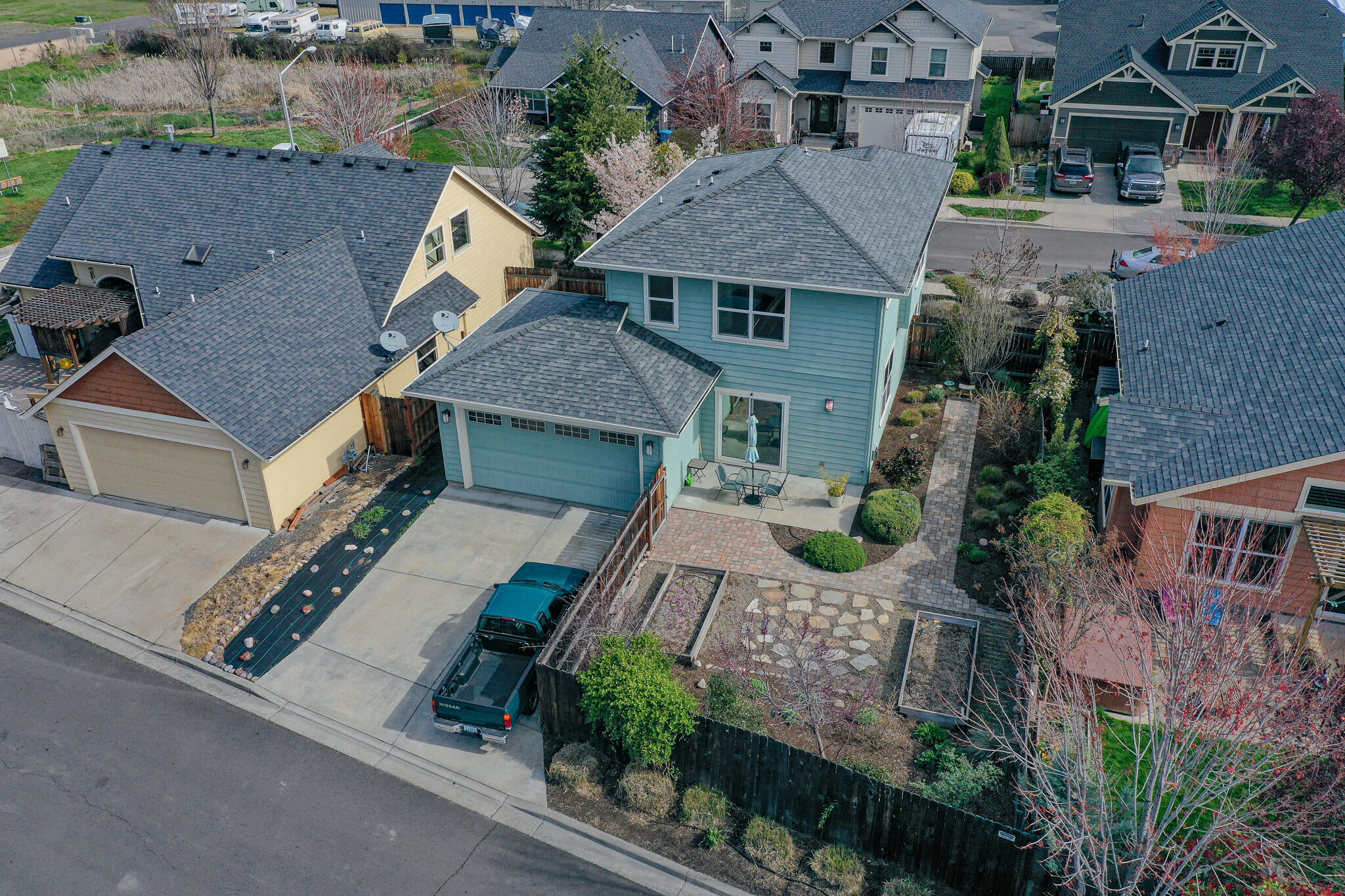 Kamerin Springs - Residential