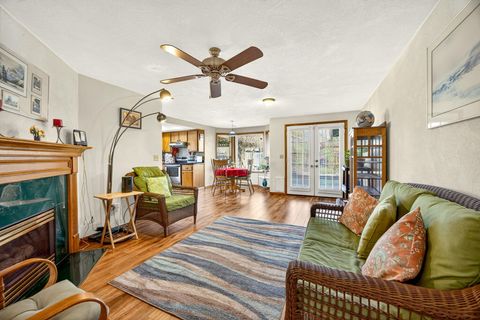 Tiny photo for 3030 Adams Circle, Medford, OR 97504 (MLS # 220214322)