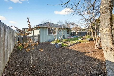 Tiny photo for 3030 Adams Circle, Medford, OR 97504 (MLS # 220214322)