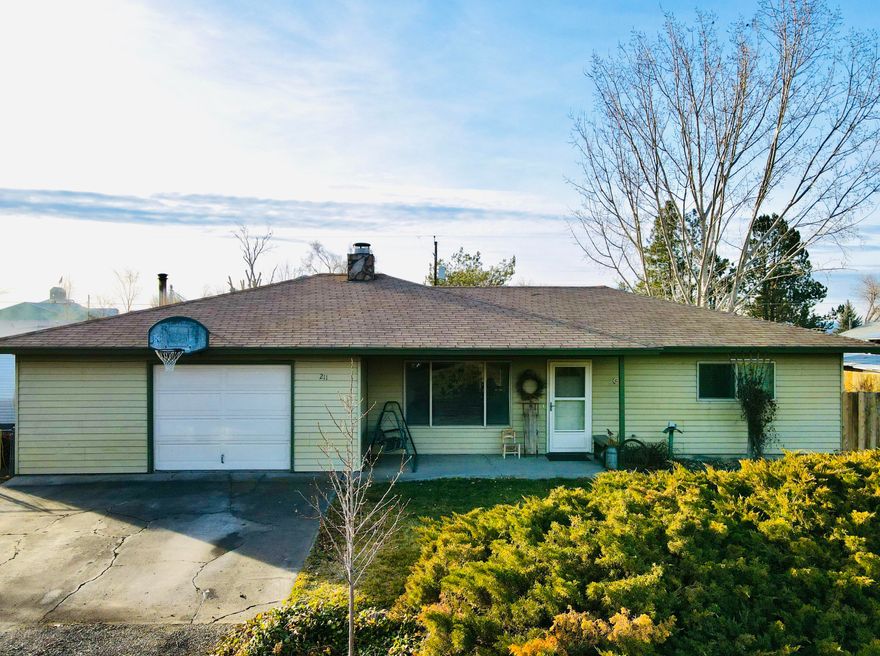 Very Nice, well cared for 2 bedroom 1 bath with a large office.  The house sits on a double lot.  Fully fenced yard, raised garden beds.  See yourself enjoying summer sunsets on the back patio or sitting by the fire pit.  Culver is a very quiet farm town, walking distance from schools.  This home is move in ready and will not last long.