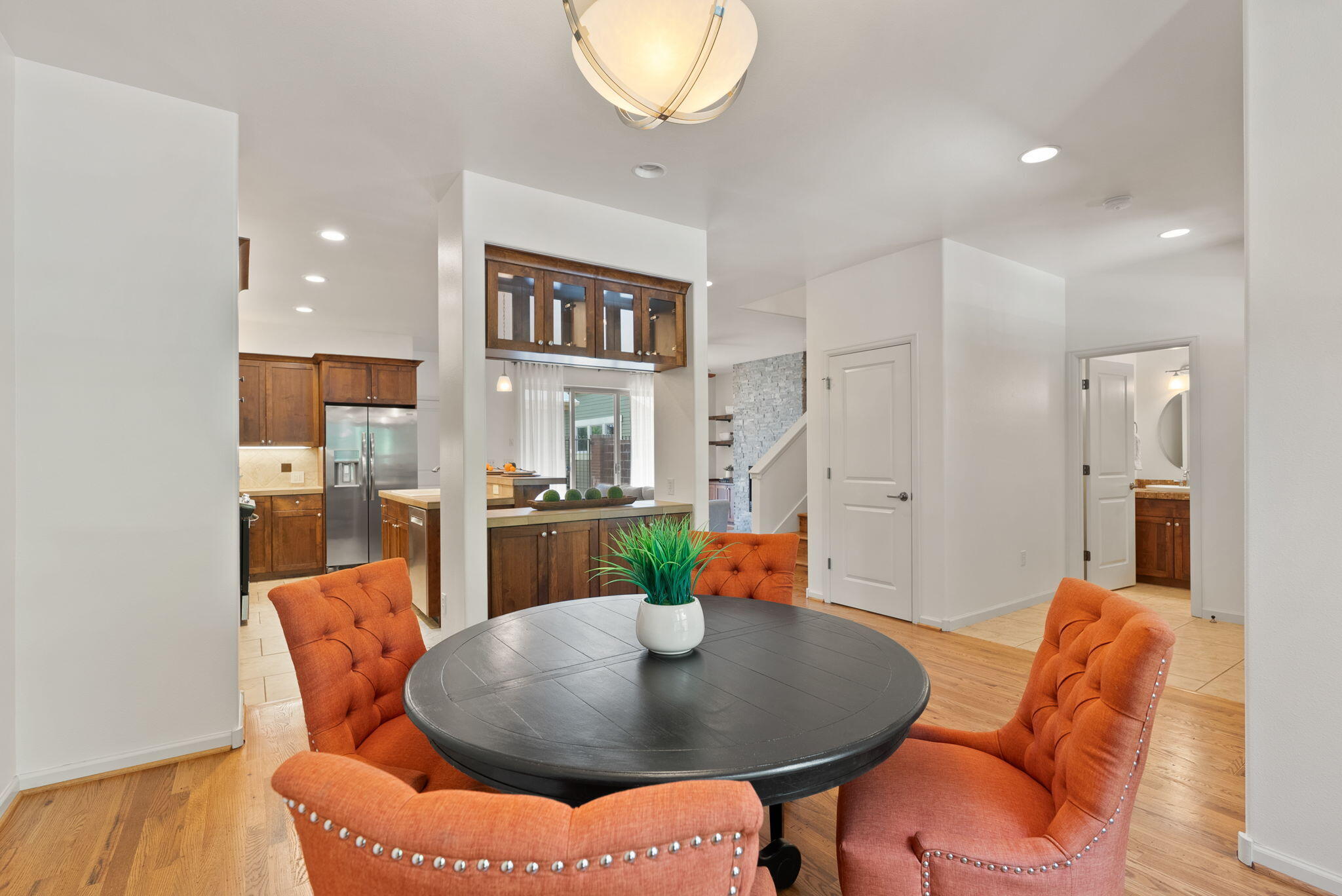 2511 NW Crossing Drive