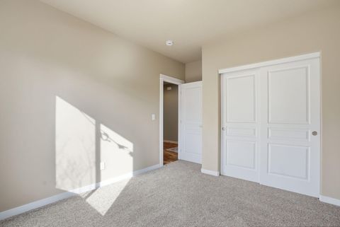 Tiny photo for 1255 W McKinney Butte Road #E, Sisters, OR 97759 (MLS # 220216854)