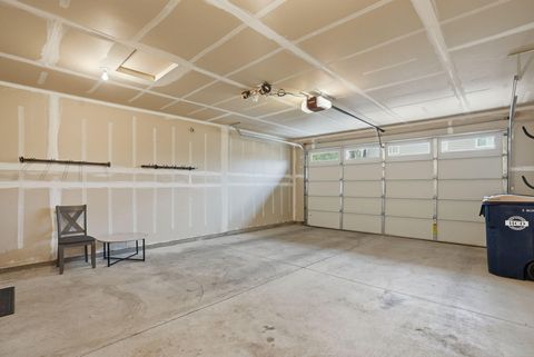 Tiny photo for 1255 W McKinney Butte Road #E, Sisters, OR 97759 (MLS # 220216854)