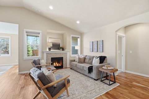 Tiny photo for 1255 W McKinney Butte Road #E, Sisters, OR 97759 (MLS # 220216854)