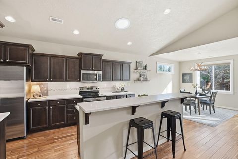 Tiny photo for 1255 W McKinney Butte Road #E, Sisters, OR 97759 (MLS # 220216854)