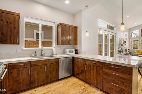 Tiny photo for 63378 NW Clearstone Drive, Bend, OR 97703 (MLS # 220222748)