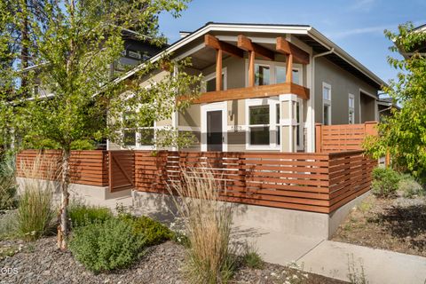 Tiny photo for 63378 NW Clearstone Drive, Bend, OR 97703 (MLS # 220222748)