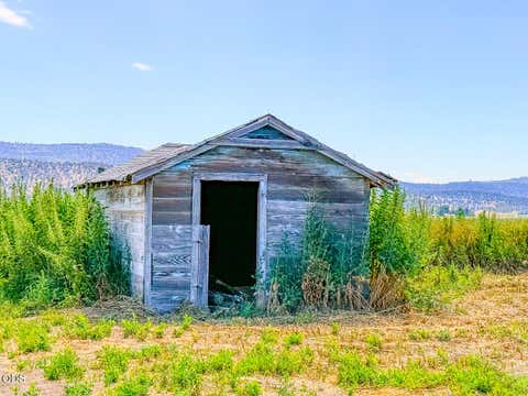 Tiny photo for 33839 Highway 50, Malin, OR 97632 (MLS # 220225794)
