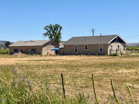 Tiny photo for 33839 Highway 50, Malin, OR 97632 (MLS # 220225794)