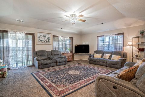 Tiny photo for 977 Garden Springs Circle, Medford, OR 97504 (MLS # 220214284)