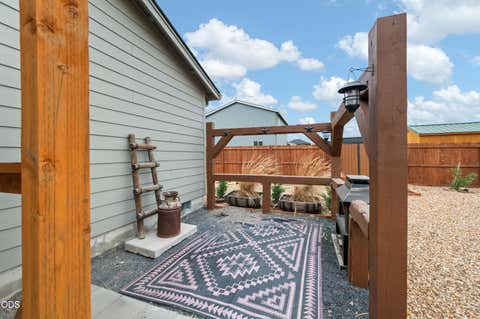 Tiny photo for 1222 NE Cobbleridge Court, Prineville, OR 97754 (MLS # 220227267)