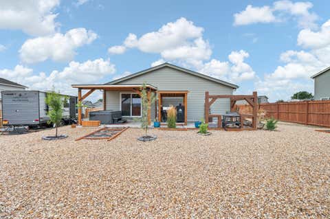 Tiny photo for 1222 NE Cobbleridge Court, Prineville, OR 97754 (MLS # 220227267)