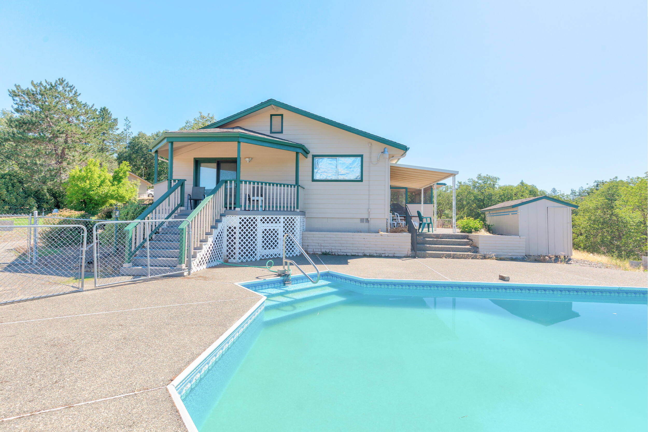 Valley Rogue Highland Estates - Residential