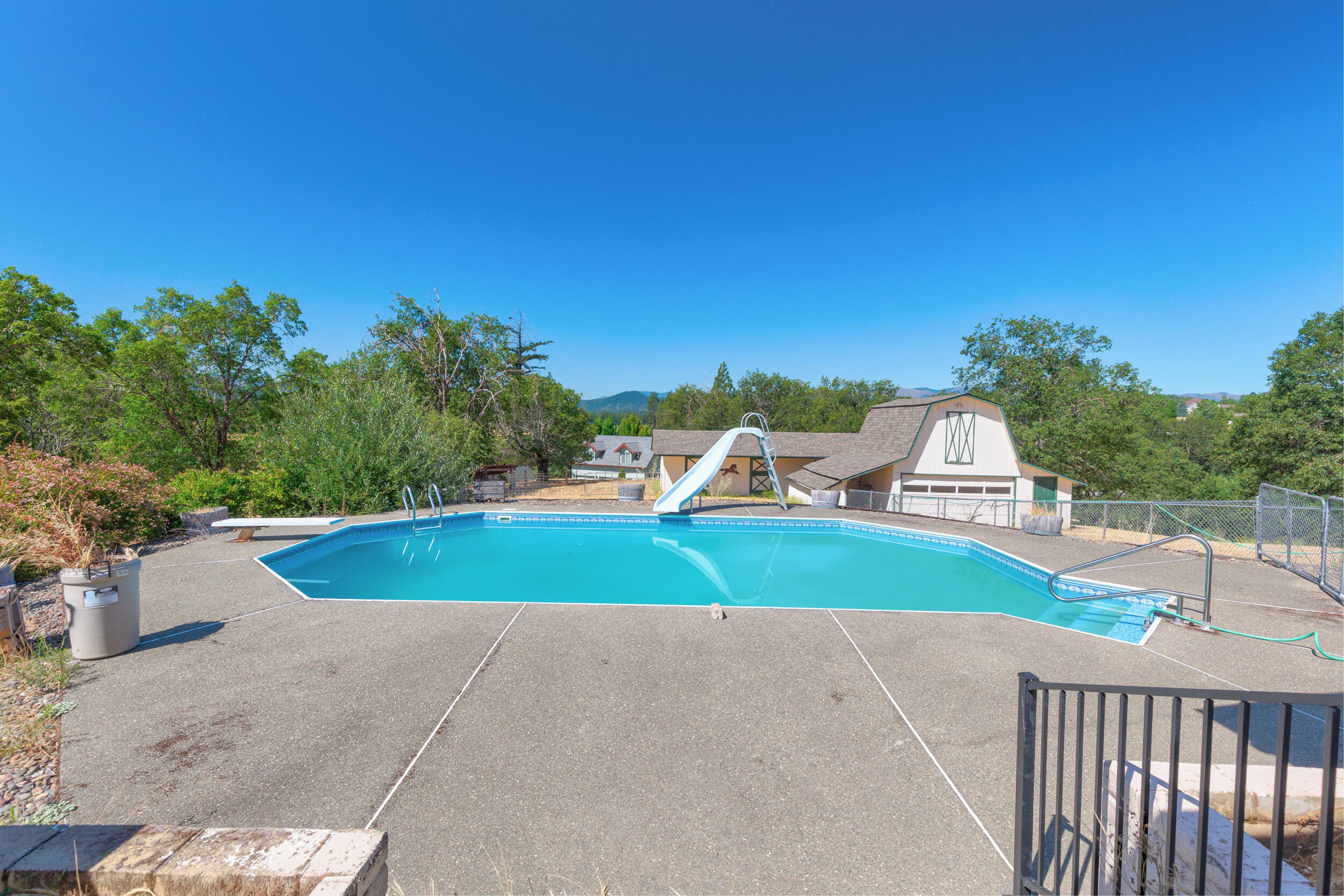 Valley Rogue Highland Estates - Residential