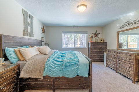 Tiny photo for 17450 MEADOW Way, Bend, OR 97707 (MLS # 220227404)