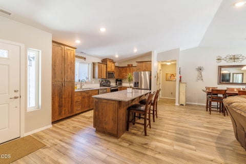 Tiny photo for 17450 MEADOW Way, Bend, OR 97707 (MLS # 220227404)
