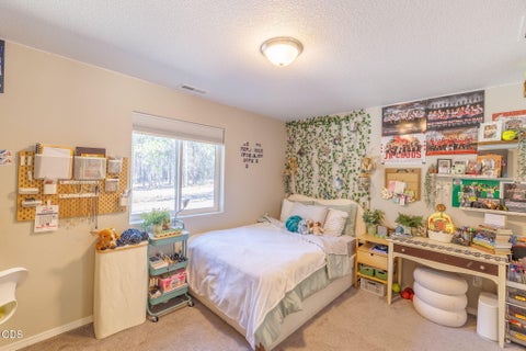 Tiny photo for 17450 MEADOW Way, Bend, OR 97707 (MLS # 220227404)