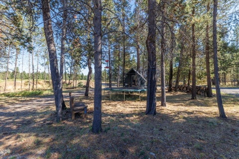 Tiny photo for 17450 MEADOW Way, Bend, OR 97707 (MLS # 220227404)