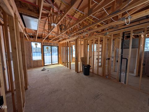 Tiny photo for 3226 NW Strickland Way, Bend, OR 97703 (MLS # 220223041)