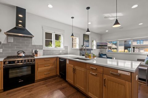 61273 Tetherow Drive Cottage 26 Bend OR 97702