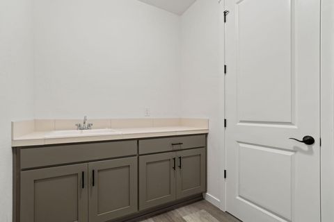 Tiny photo for 1134 Pumpkin Ridge Drive #337, Eagle Point, OR 97524 (MLS # 220219602)