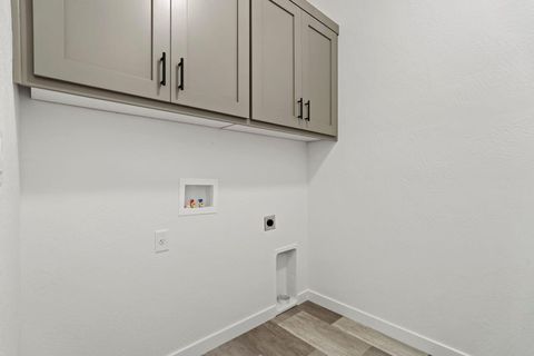 Tiny photo for 1134 Pumpkin Ridge Drive #337, Eagle Point, OR 97524 (MLS # 220219602)