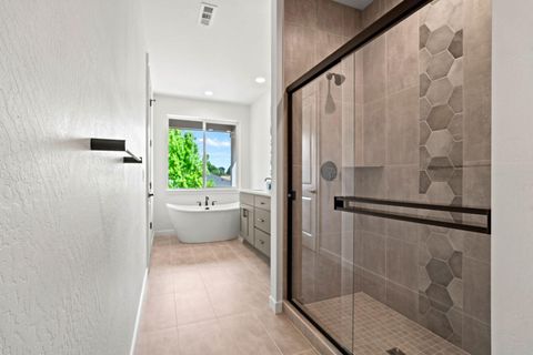 Tiny photo for 1134 Pumpkin Ridge Drive #337, Eagle Point, OR 97524 (MLS # 220219602)