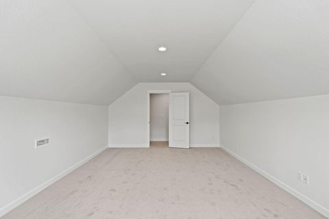 Tiny photo for 1134 Pumpkin Ridge Drive #337, Eagle Point, OR 97524 (MLS # 220219602)