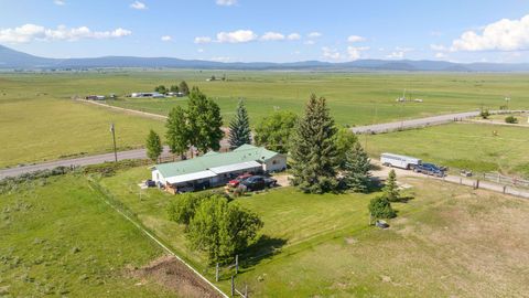 Tiny photo for 43273 Sycan Road, Beatty, OR 97621 (MLS # 220173121)