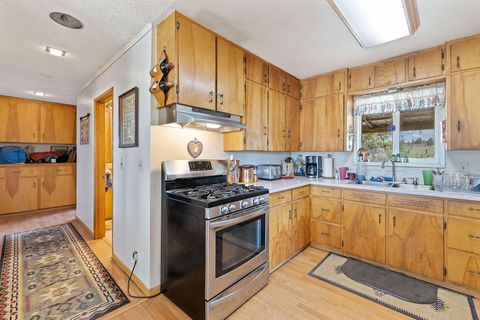 Tiny photo for 43273 Sycan Road, Beatty, OR 97621 (MLS # 220173121)