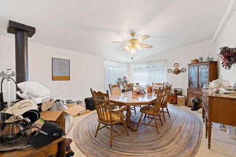 Tiny photo for 43273 Sycan Road, Beatty, OR 97621 (MLS # 220173121)