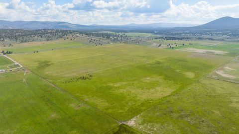 Tiny photo for 43273 Sycan Road, Beatty, OR 97621 (MLS # 220173121)