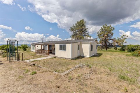 Tiny photo for 43273 Sycan Road, Beatty, OR 97621 (MLS # 220173121)