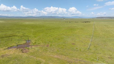 Tiny photo for 43273 Sycan Road, Beatty, OR 97621 (MLS # 220173121)