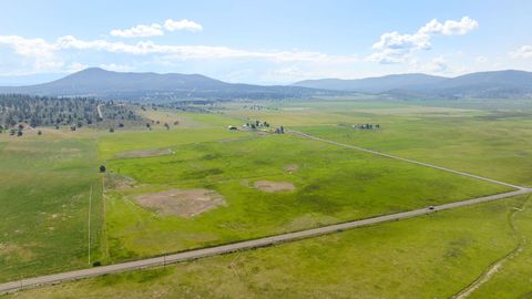 Tiny photo for 43273 Sycan Road, Beatty, OR 97621 (MLS # 220173121)