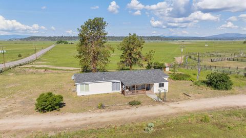Tiny photo for 43273 Sycan Road, Beatty, OR 97621 (MLS # 220173121)