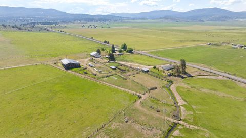 Tiny photo for 43273 Sycan Road, Beatty, OR 97621 (MLS # 220173121)