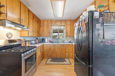 Tiny photo for 43273 Sycan Road, Beatty, OR 97621 (MLS # 220173121)