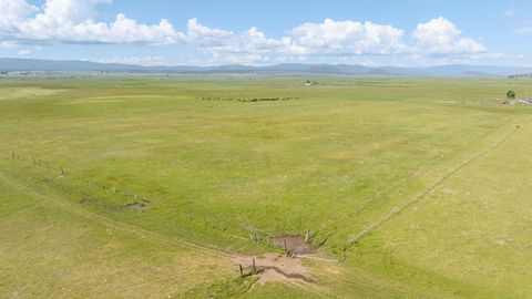 Tiny photo for 43273 Sycan Road, Beatty, OR 97621 (MLS # 220173121)
