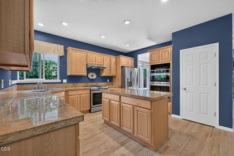 Tiny photo for 61042 Chamomile Place, Bend, OR 97702 (MLS # 220226624)