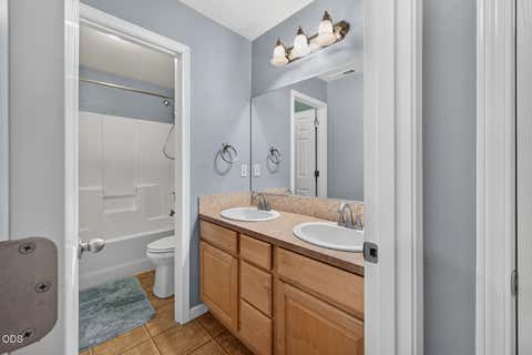 Tiny photo for 61042 Chamomile Place, Bend, OR 97702 (MLS # 220226624)