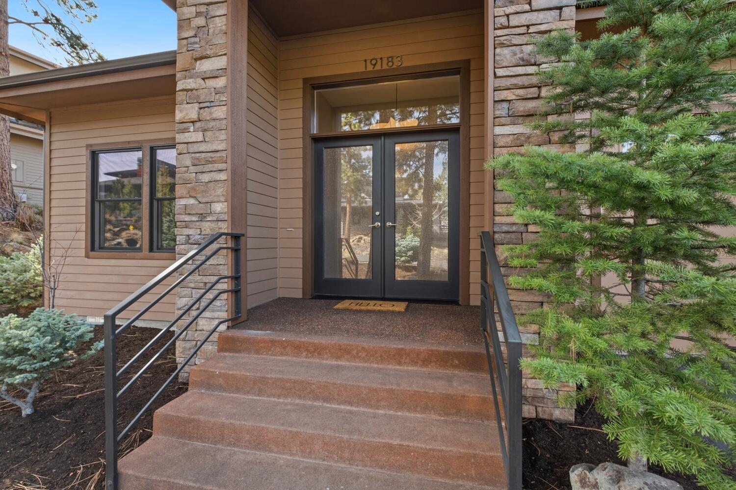 19183 NW Mount Shasta Drive