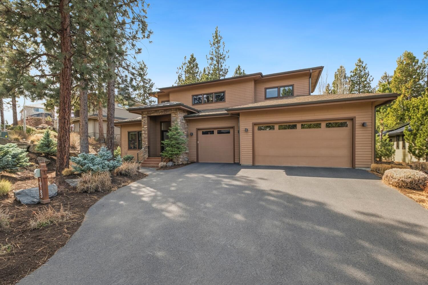 19183 NW Mount Shasta Drive