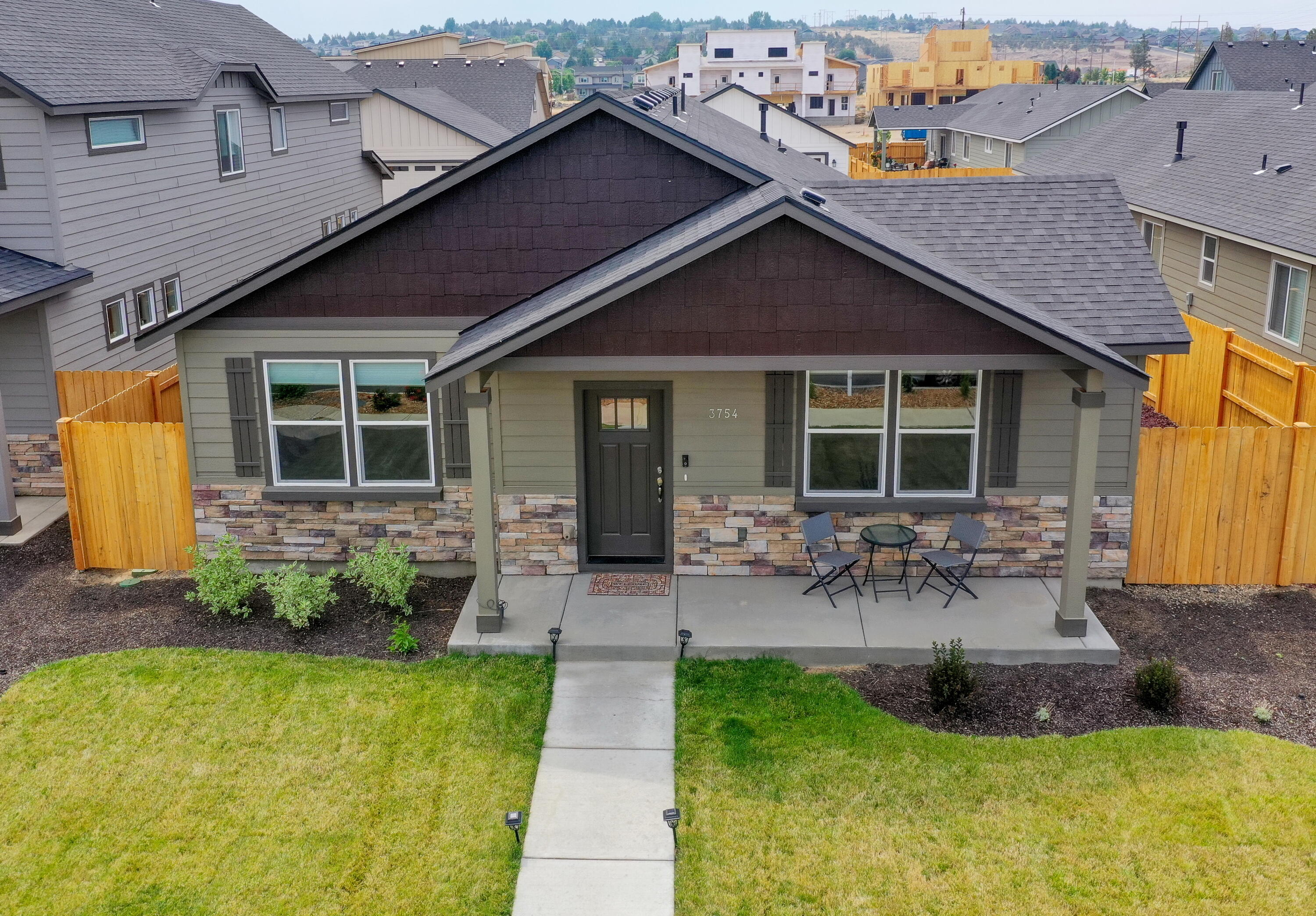 Crossings at Metolius - Residential