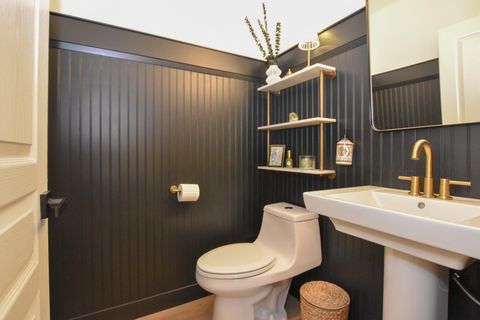 Tiny photo for 3339 NE Sandalwood Drive, Bend, OR 97701 (MLS # 220213355)