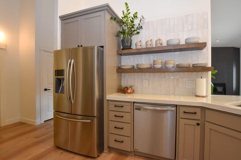 Tiny photo for 3339 NE Sandalwood Drive, Bend, OR 97701 (MLS # 220213355)