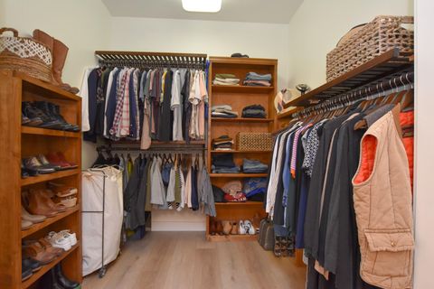 Tiny photo for 3339 NE Sandalwood Drive, Bend, OR 97701 (MLS # 220213355)