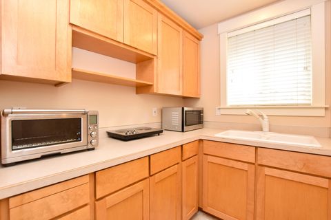 Tiny photo for 3339 NE Sandalwood Drive, Bend, OR 97701 (MLS # 220213355)