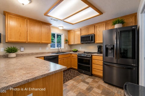 Tiny photo for 5334 Griffin Creek Road, Medford, OR 97501 (MLS # 220227430)