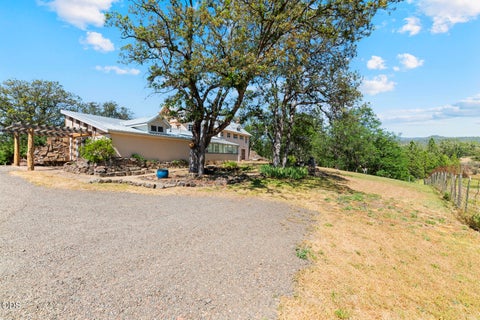 Tiny photo for 1800 S Obenchain Road, Eagle Point, OR 97524 (MLS # 220223362)